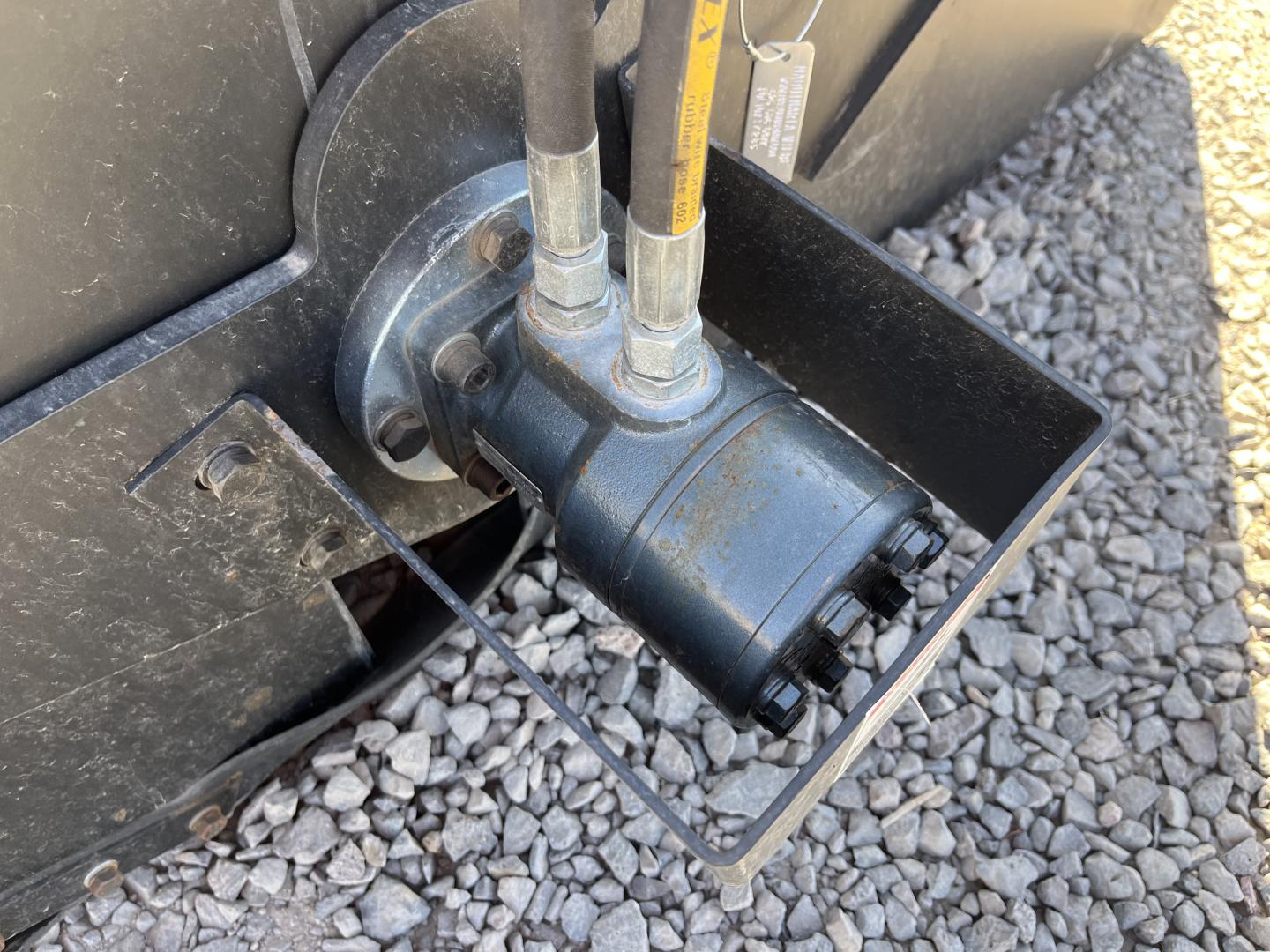 ./imagenes/INVOICE/2019/17285/ADITAMENTO TIPO BARREDORA JCT BOX BROOM (6).JPG